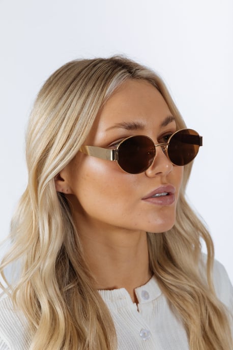 Rounded Oval Metal Frame Sunglasses in Gold Brown - Image 5