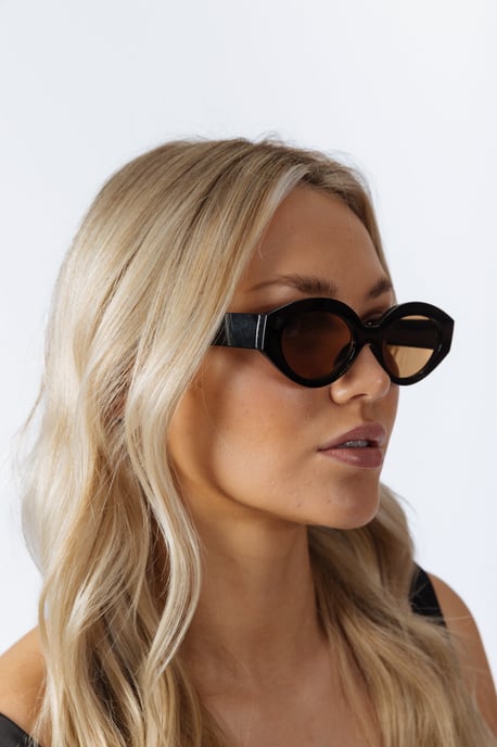 Retro Small Oval Sunglasses Black Brown - Image 4