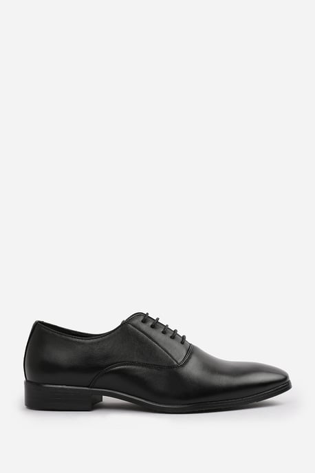 Wheres That From Mens 'Michael' Oxford Lace Up Work Dress Shoes - Image 6