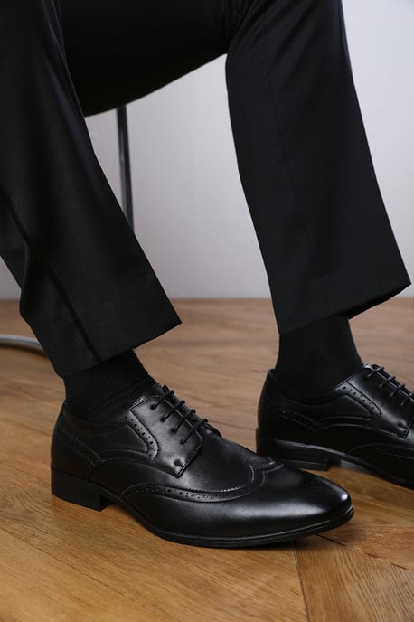 Wheres That From Mens 'Dominic' Lace Up Derby Textured Formal Dress Work Shoes - Image 1