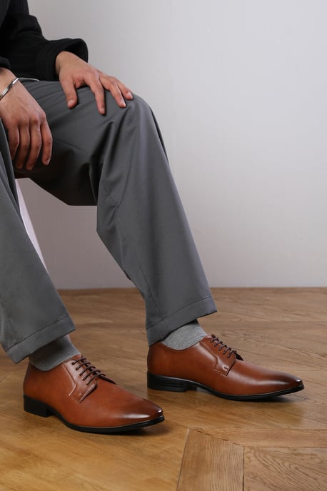 Wheres That From Mens 'Elliot' Lace Up Derby Formal Dress Work Shoes - Image 4