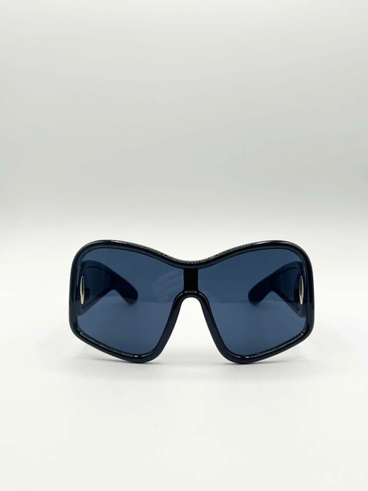Square Oversized Mask Sunglasses in Black - Image 1