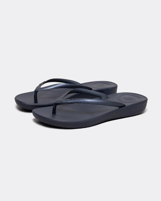 Fitflop Iqushion Womens Ergonomic Flip-Flops - Image 1