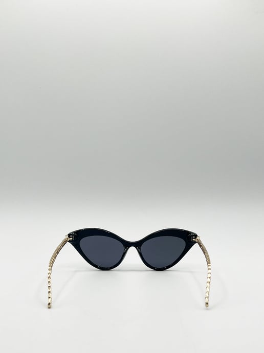 Cat-Eye Sunglasses in Black - Image 6