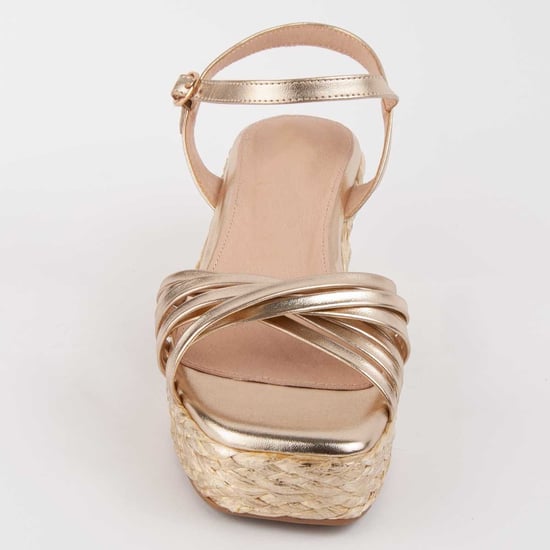 Montevita Sandalen Met Een Sleehak Salia4 Goud - Image 3
