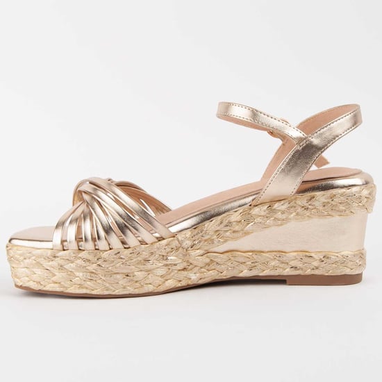 Montevita Sandalen Met Een Sleehak Salia4 Goud - Image 4