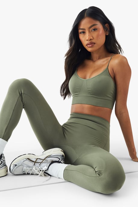 Premium Sculpt Seamless Ribbed Detail Light Support Sports Bra - Image 5