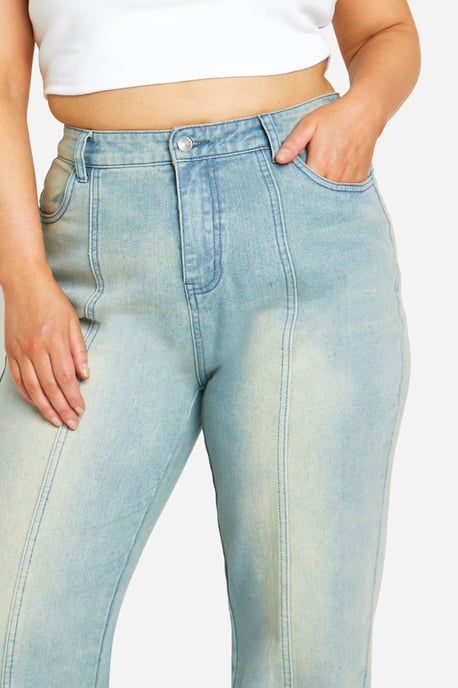 Plus Bleach Wash Cut And Spliced Bum Detail Jeans - Image 4