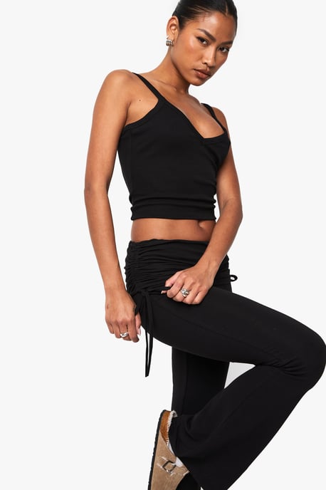 BOOHOO BASICS FOLD OVER WAIST FLARE LEGGING - Image 4