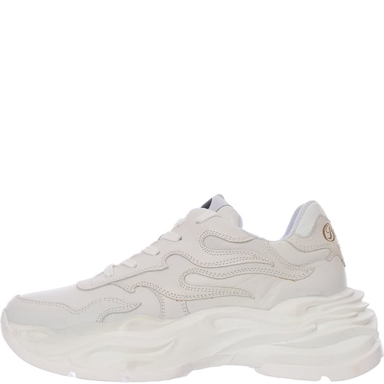 Buffalo London Women's Eyza P Chunky Trainers in White - Image 2