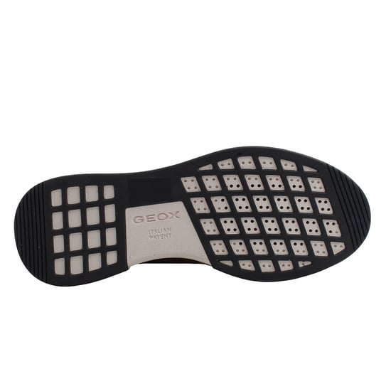 D Suzzie D D94FRD-8823 Women's Leather Slip-On Sneakers - Image 3