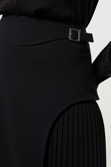 Tailored Buckle Detail Pleated Mini Skirt - Image 3