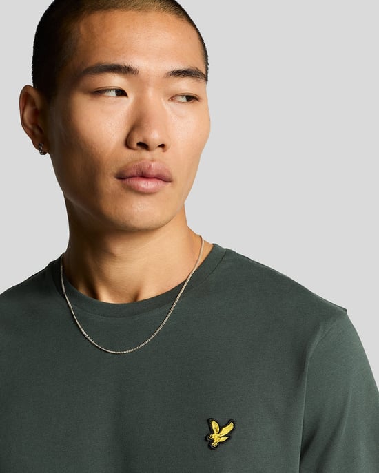 Diepgroen T-shirt met Lyle & Scott-logo op de borst - Image 4