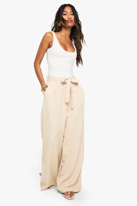 Woven Pleated Belted Wide Leg Trouser - Image 3
