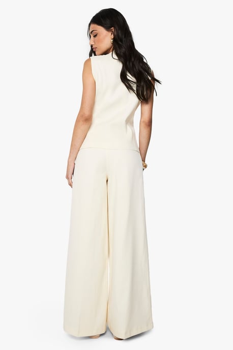 Pleated Extreme Wide Leg Tailored Trouser - Image 2