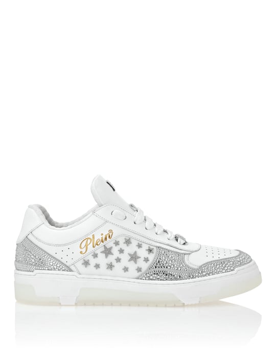 Låga sneakers med mix av nitar och stjärna - Image 2