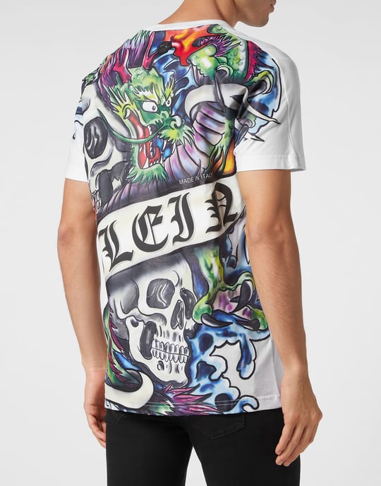 T-shirt med rund halsringning, tatuering - Image 3
