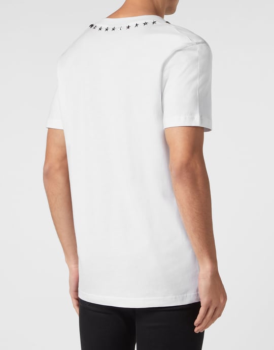 T-shirt med V-ringning - Image 5