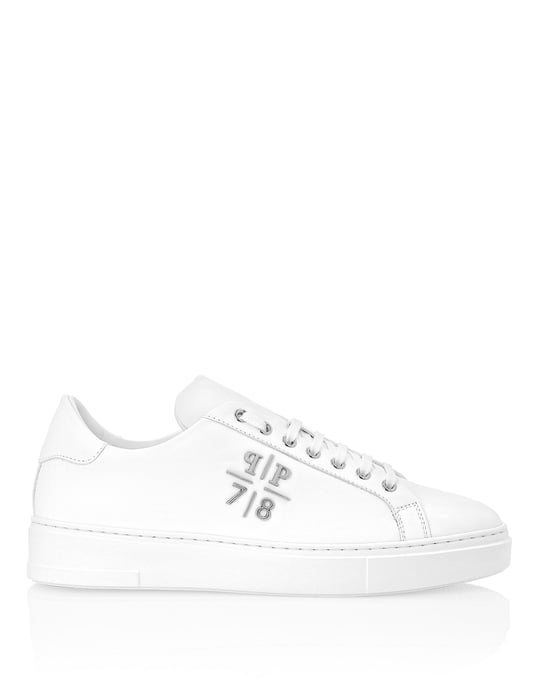 Low-Top Sneakers - Image 5