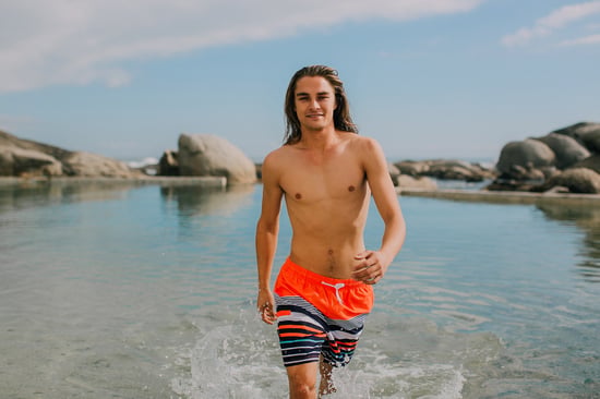 Badshorts för män med mönsterränder - Image 2