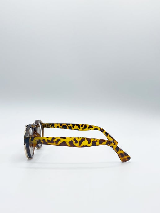 Brown Flip Lens Sunglasses - Image 3