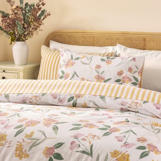 Wylder  Betsie Printed Reversible Duvet Set - Image 2