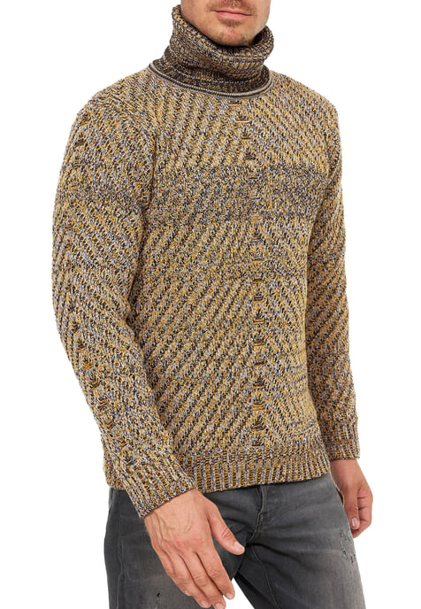 Heavy Duty Knitwear Turtleneck Sweater - Image 4