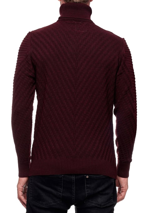 Fine knit V-pattern turtleneck sweater - Image 4