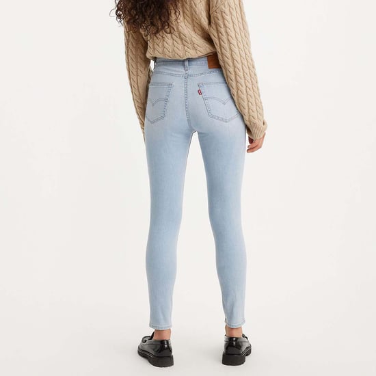 Women's Levis 721 High Rise Skinny Fit Jeans in Light Blue - Image 2