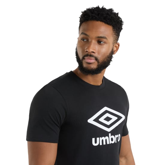Umbro Heren Stacked Logo T-Shirt (Zwart) - Image 3