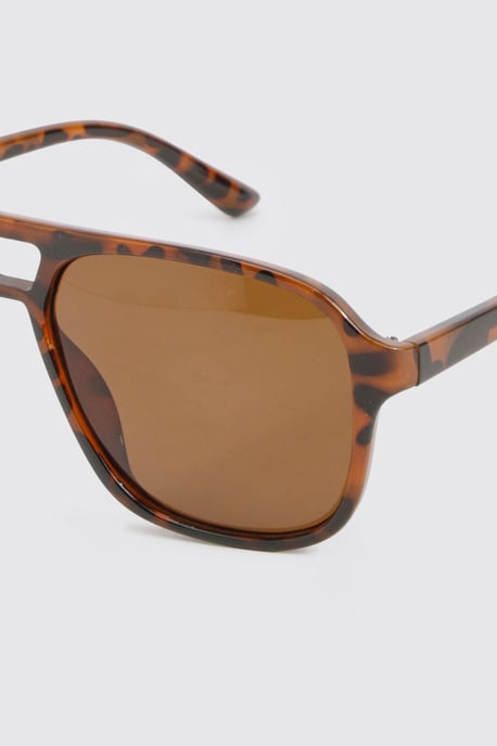 Oversized Retro Aviator Sunglasses - Image 4