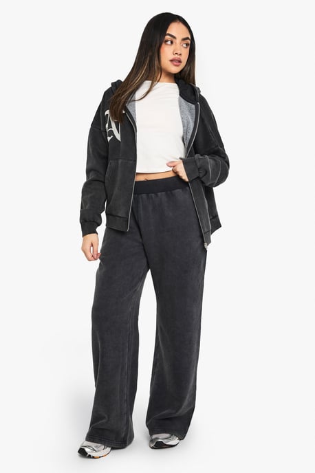NY Embroidered Wide Leg Jogger - Image 3