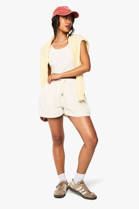 Scoop Neck Crop Top And Sweat Short Set - Image 3