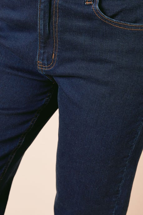 Straight Leg Jean With Side Split - Image 5