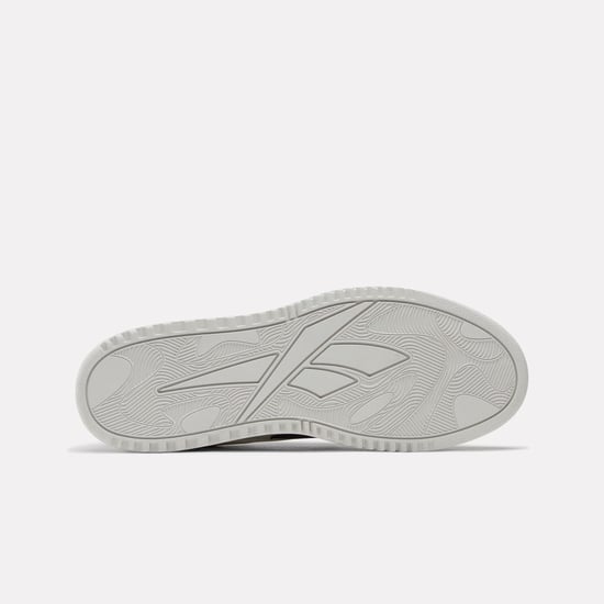 Men's Reebok ATR Chill Basketball Shoes in White Navy - Image 4