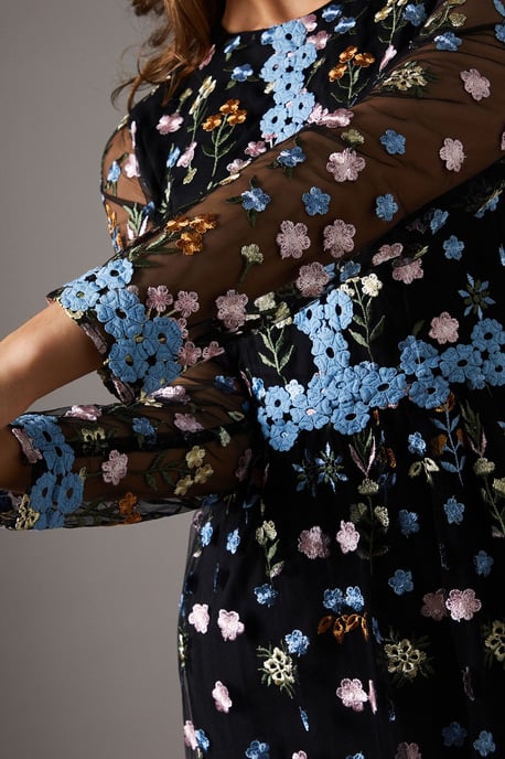 Embroidered Floral Maxi Dress - Image 4