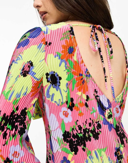 ASOS DESIGN Petite mini plisse dress with flared sleeve in pink floral print - Image 2