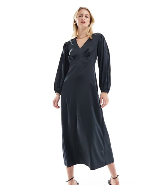 Closet London Tall balloon sleeve midaxi dress in midnight navy-Blue - Image 1