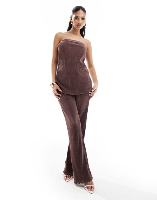 In The Style bandeau plisse longline top co-ord in chocolate-Brown - Image 2