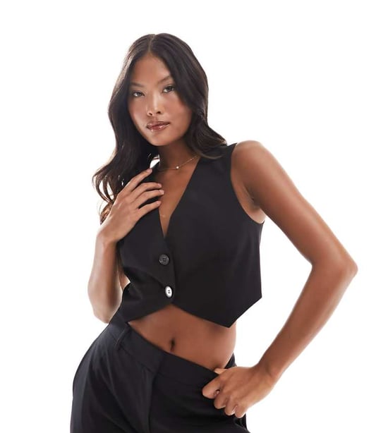 ASOS DESIGN Petite cropped tailored waistcoat in black - Image 1