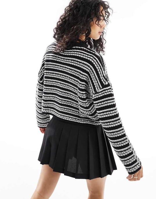 ASOS DESIGN cropped crew neck stitch jumper in stripe - Image 4