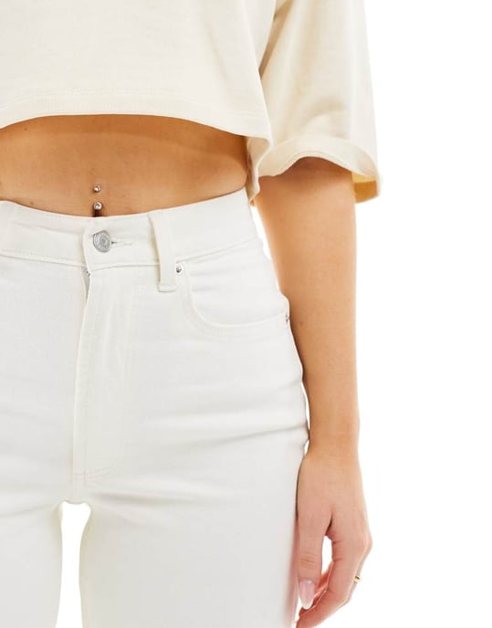 ASOS DESIGN Hourglass comfort stretch straight leg jean in ecru-Neutral - Image 4