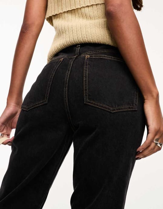 ASOS DESIGN Hourglass mid rise straight jeans in black - Image 3