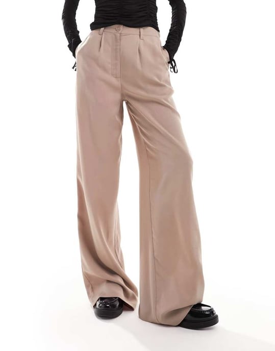 ASOS DESIGN Tall relaxed straight leg trousers in washed mink-Pink - Image 3