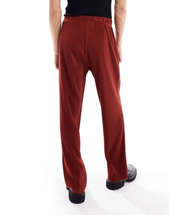 ASOS DESIGN wide plisse suit trousers in red-Brown - Image 3