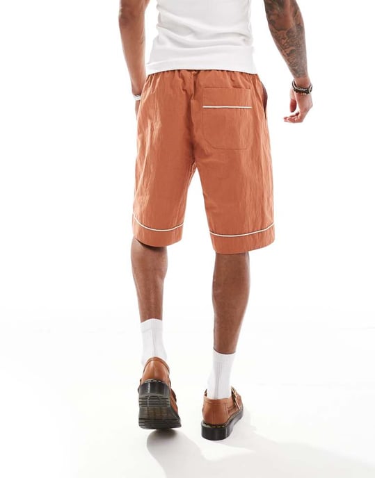 ASOS DESIGN Co-ord woven shorts with piping in brown - Image 2
