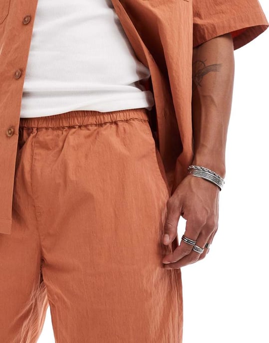 ASOS DESIGN Co-ord woven shorts with piping in brown - Image 3