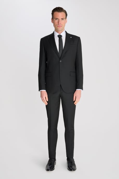 Edina 2 Piece Suit Set by Carter & Jones in Black - Image 1