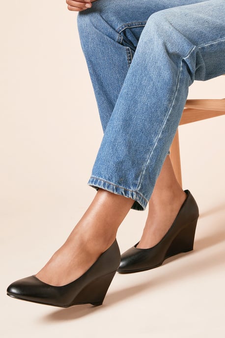 Duke Wedge Court Shoes - Image 2