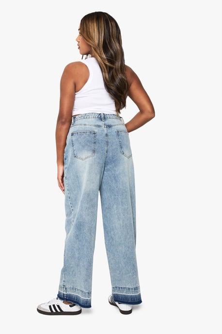 Plus Fray Hem Detail Straight Leg Jean - Image 2